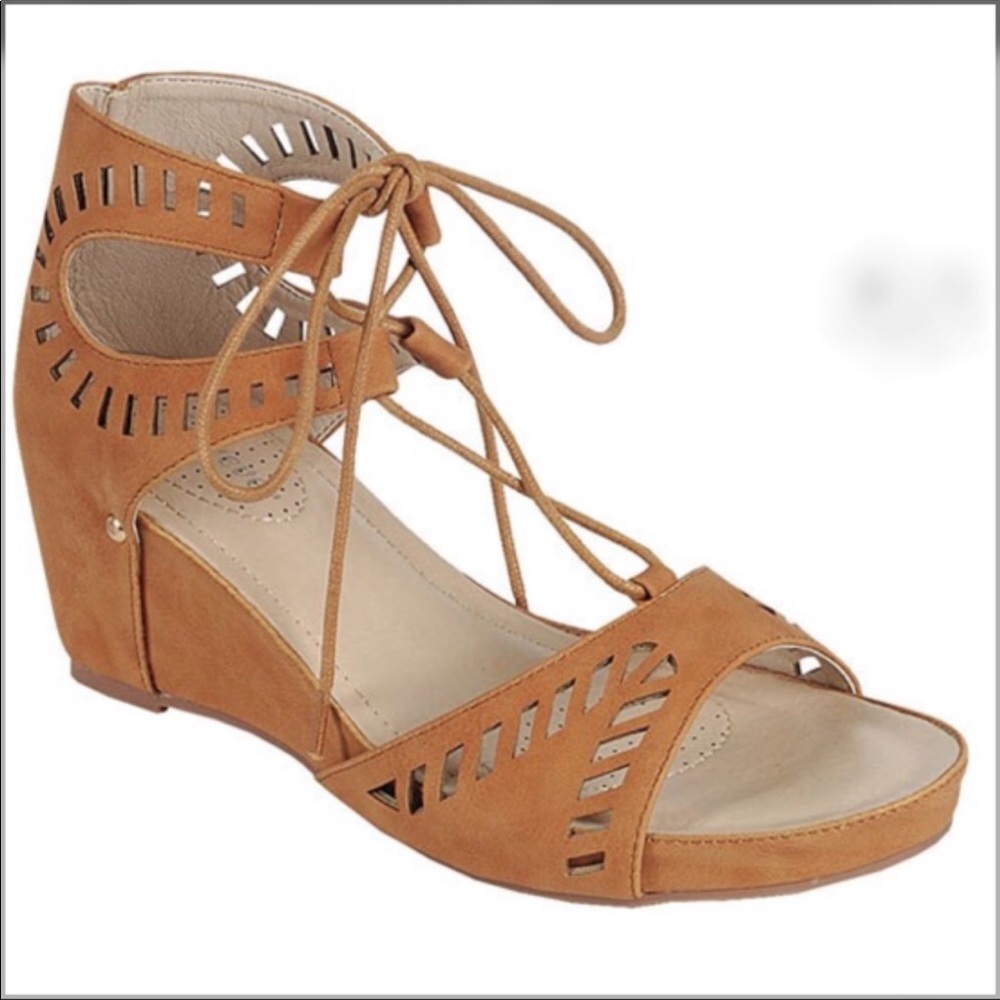 Size 10 Laser cut wedge sandals